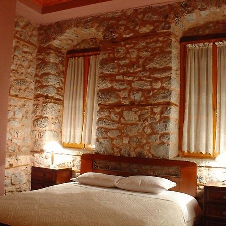 Ariadne Guesthouse Arachova Værelse billede