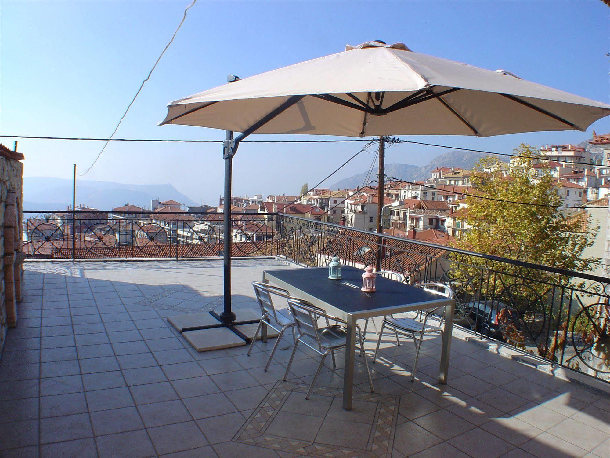 Ariadne Guesthouse Arachova Eksteriør billede
